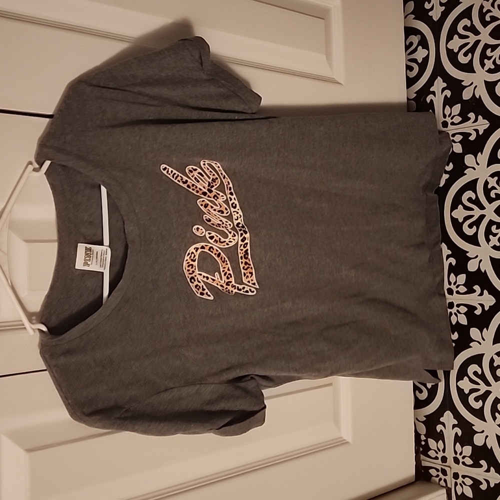 Victoria Secret Pink t-shirt